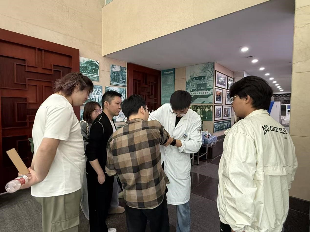图片7.jpg 图片7.jpg